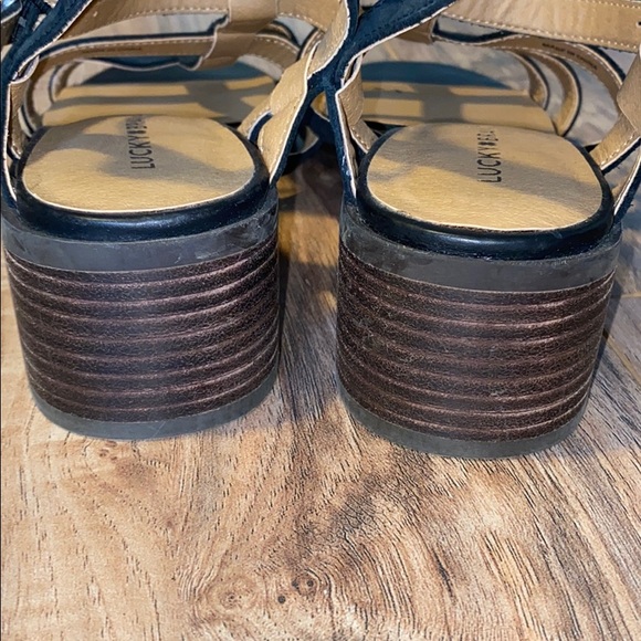 Lucky Brand Paytun Sandals - Picture 3 of 6